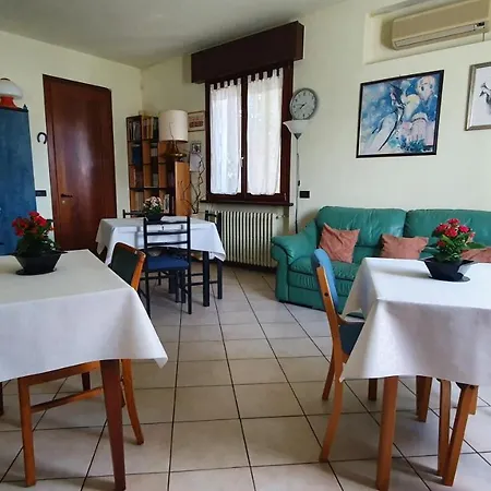 44 Bed & Breakfast